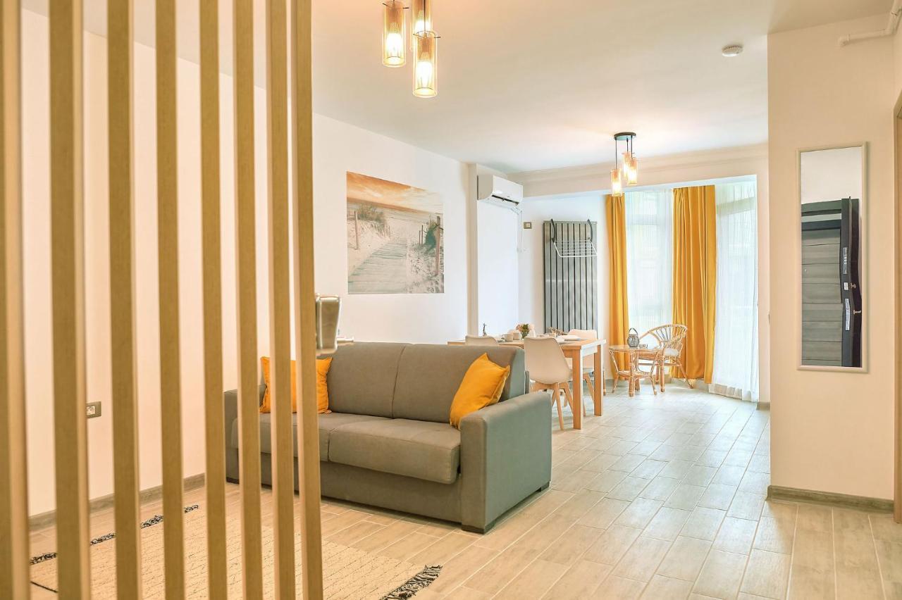 Opal Luxury Apartment 109 Spa N Pool Beach Resort Năvodari Exteriör bild