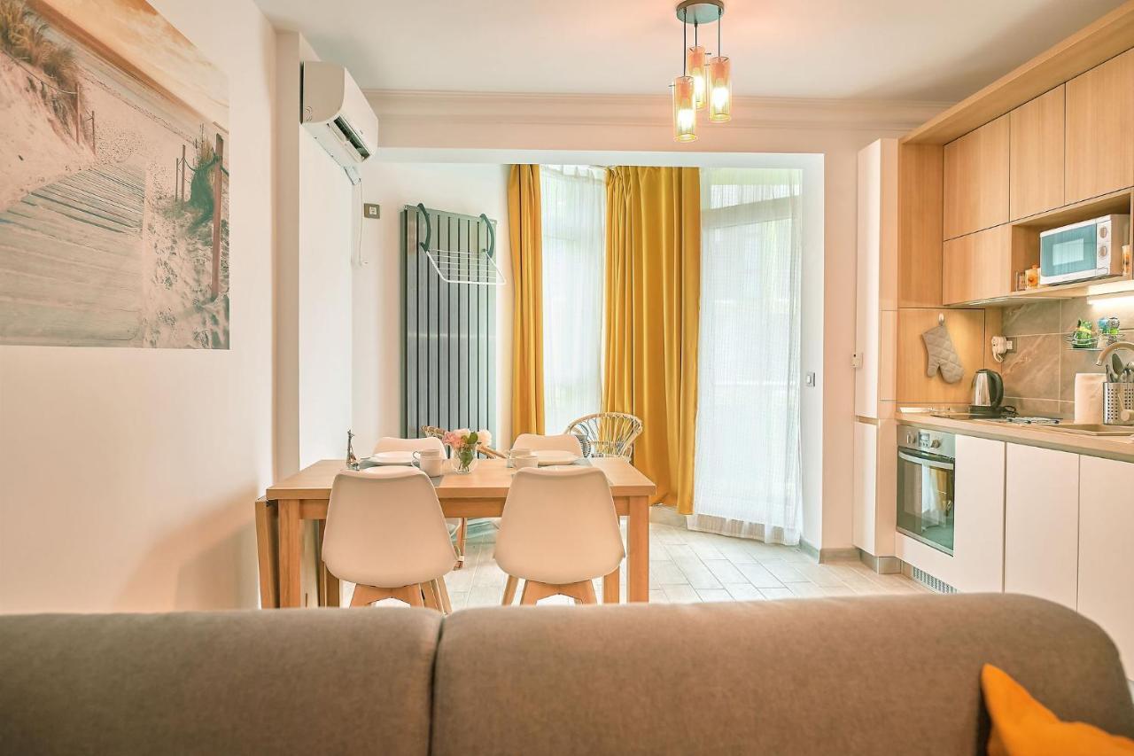 Opal Luxury Apartment 109 Spa N Pool Beach Resort Năvodari Exteriör bild